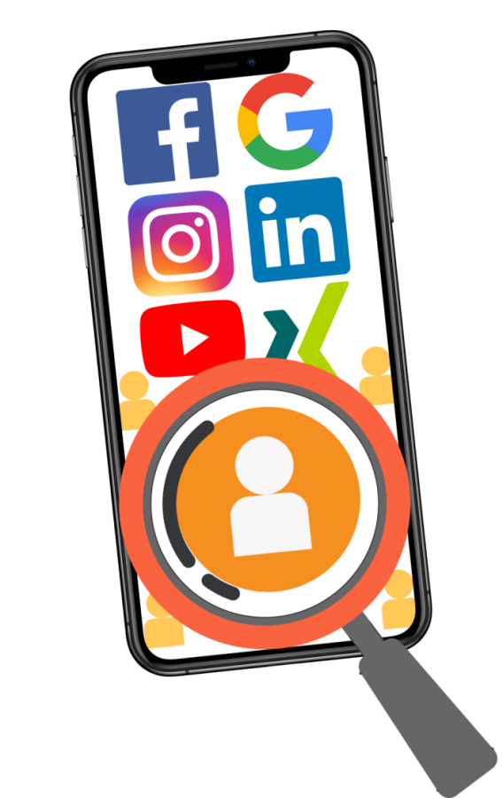 Ein Smartphone. Mit einer Lupe wird auf verschiedene Social Icons auf dem Display gezoomt.